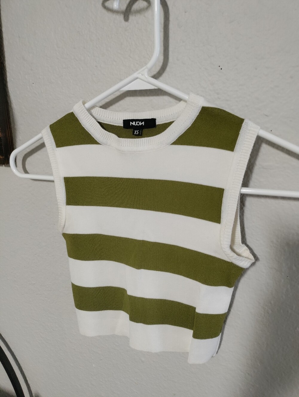 Nuon Crop Top Size XS